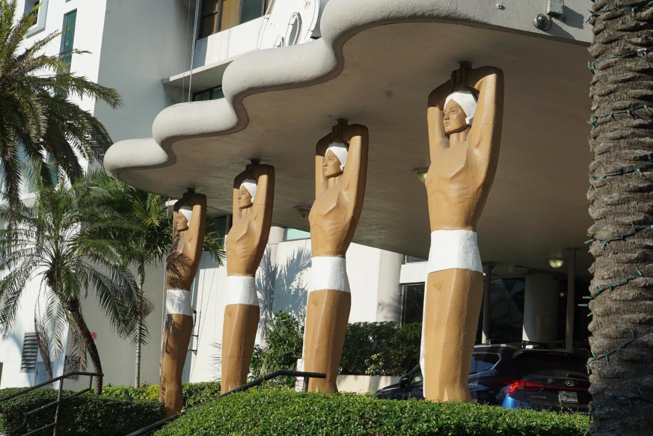 Deluxe Studios And Apartments At The Casablanca Miami Beach Extérieur photo