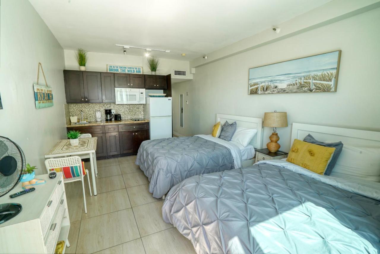 Deluxe Studios And Apartments At The Casablanca Miami Beach Chambre photo