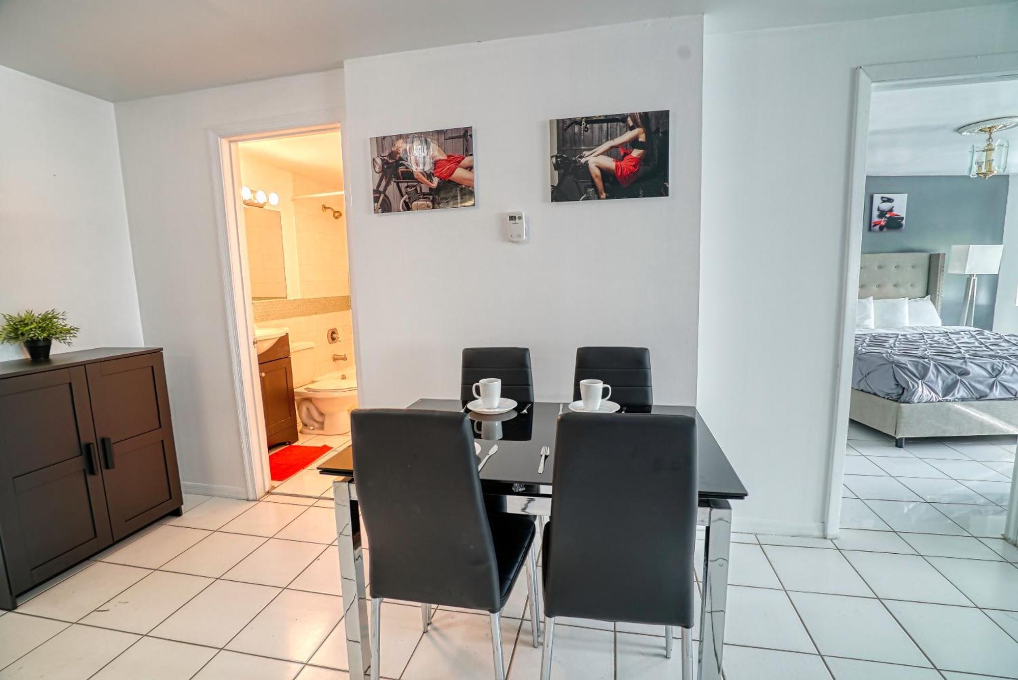 Deluxe Studios And Apartments At The Casablanca Miami Beach Chambre photo
