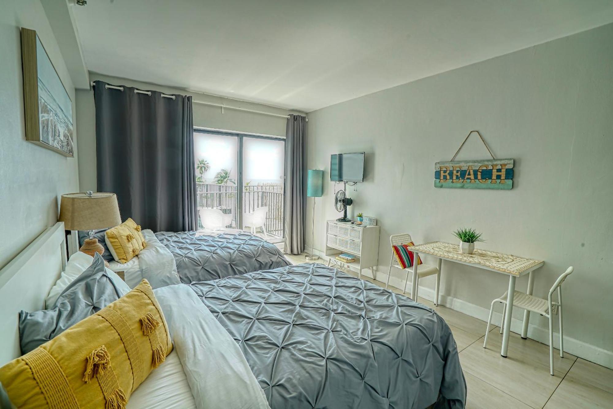 Deluxe Studios And Apartments At The Casablanca Miami Beach Chambre photo